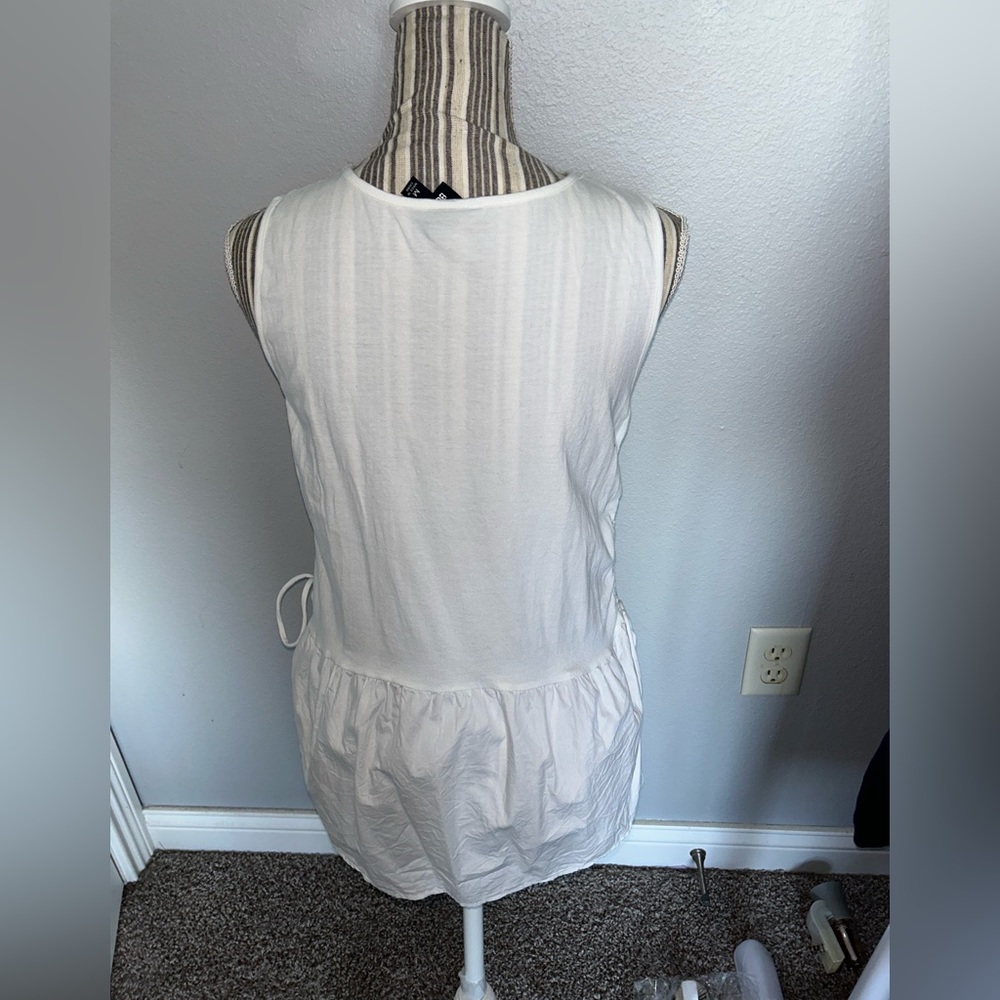 BoBeau White Smocked Tank — FINAL SALE PRICE - Picture 5 of 6